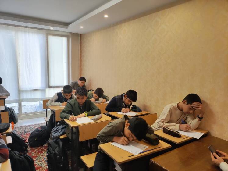 برگزاری امتحانات میان ترم اول